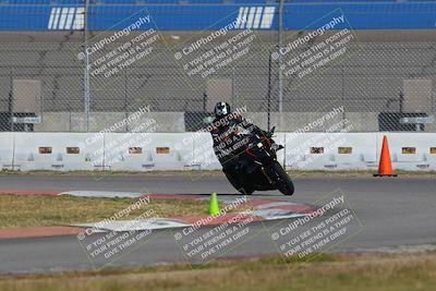 media/Nov-26-2022-Fastrack Riders (Sat) [[b001e85eef]]/Level 2/Session 3 Outside Turn 9/